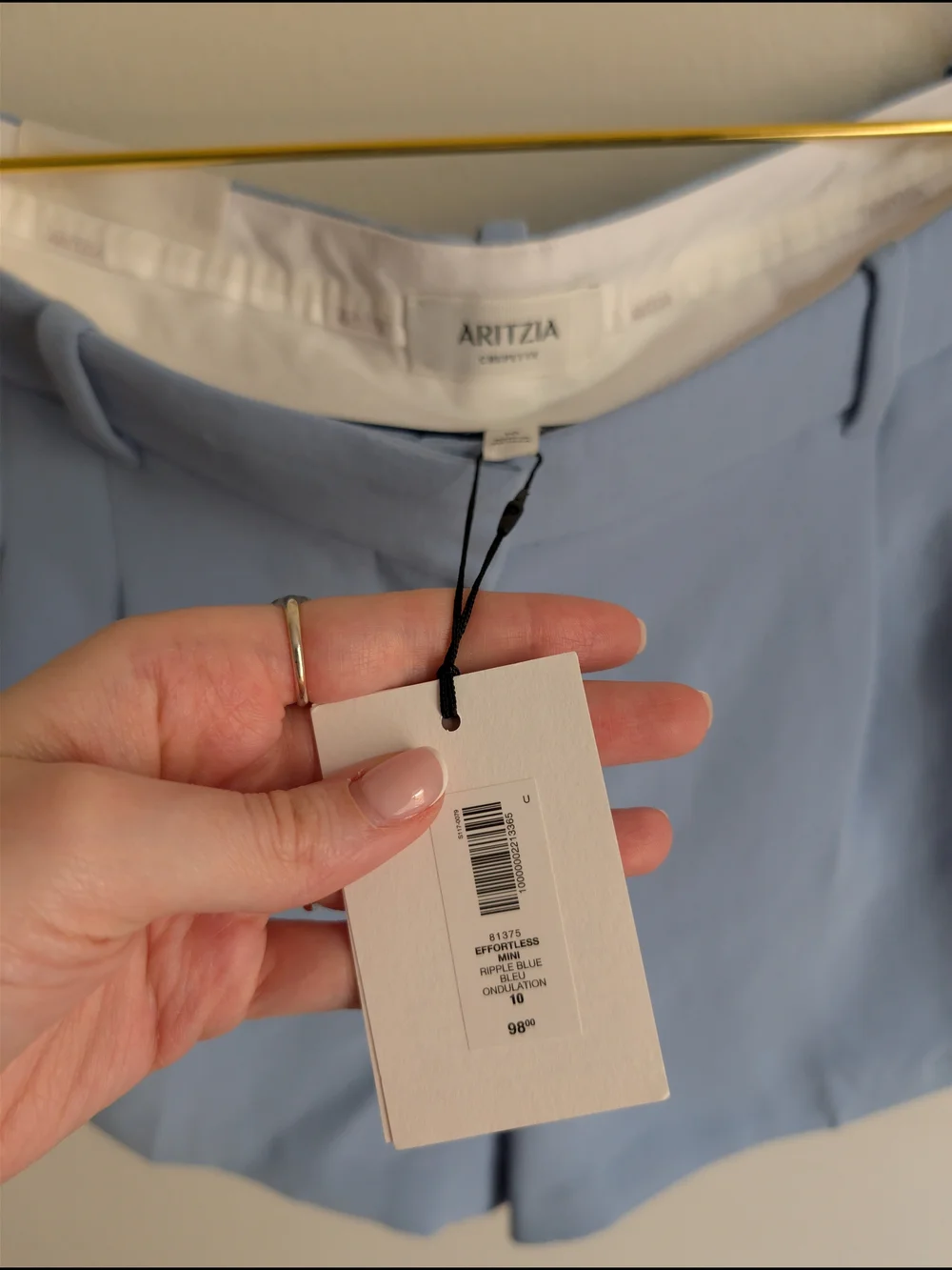 Aritzia Effortless Light Ripple Blue Pleated High-Waist Mini Crepette Shorts - Picture 3 of 7